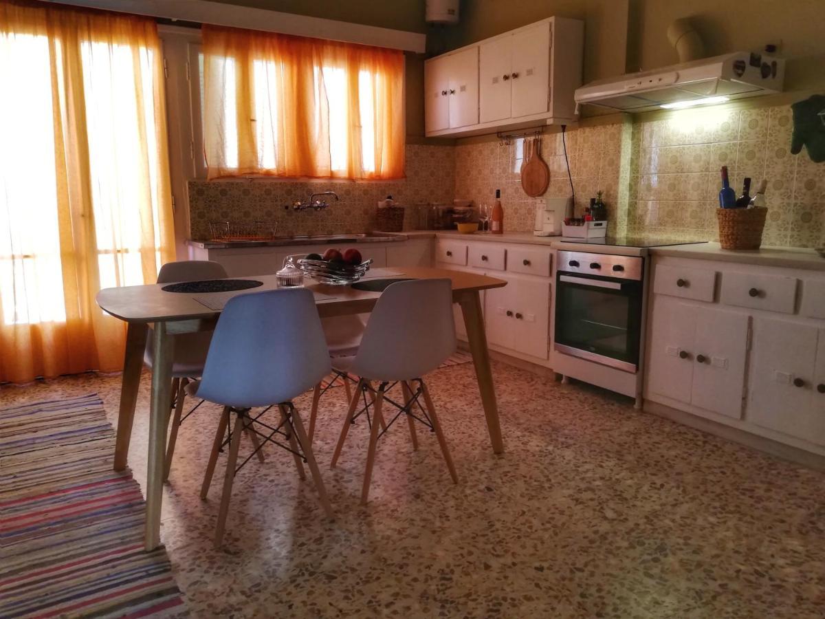 Cosy Retro Apartment Закинтос Екстериор снимка