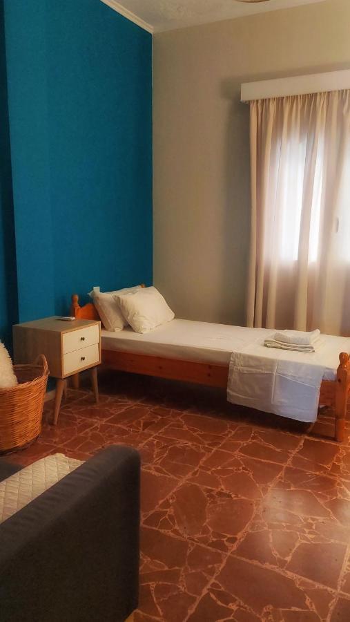 Cosy Retro Apartment Закинтос Екстериор снимка
